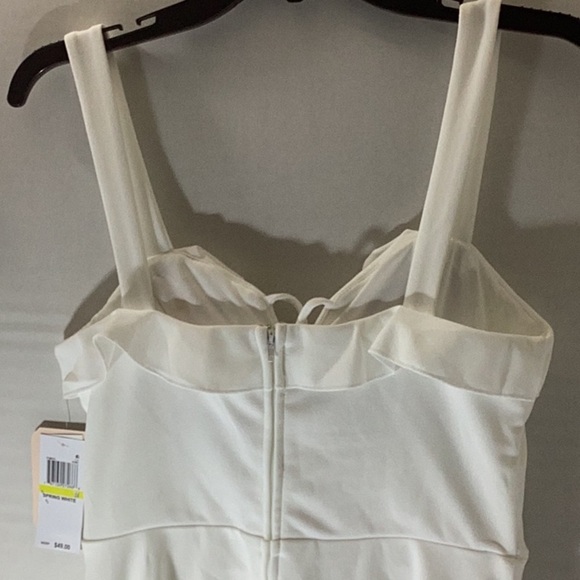 CITY STUDIOS
Juniors' Ruffled-top Mini Dress In White - Picture 8 of 11